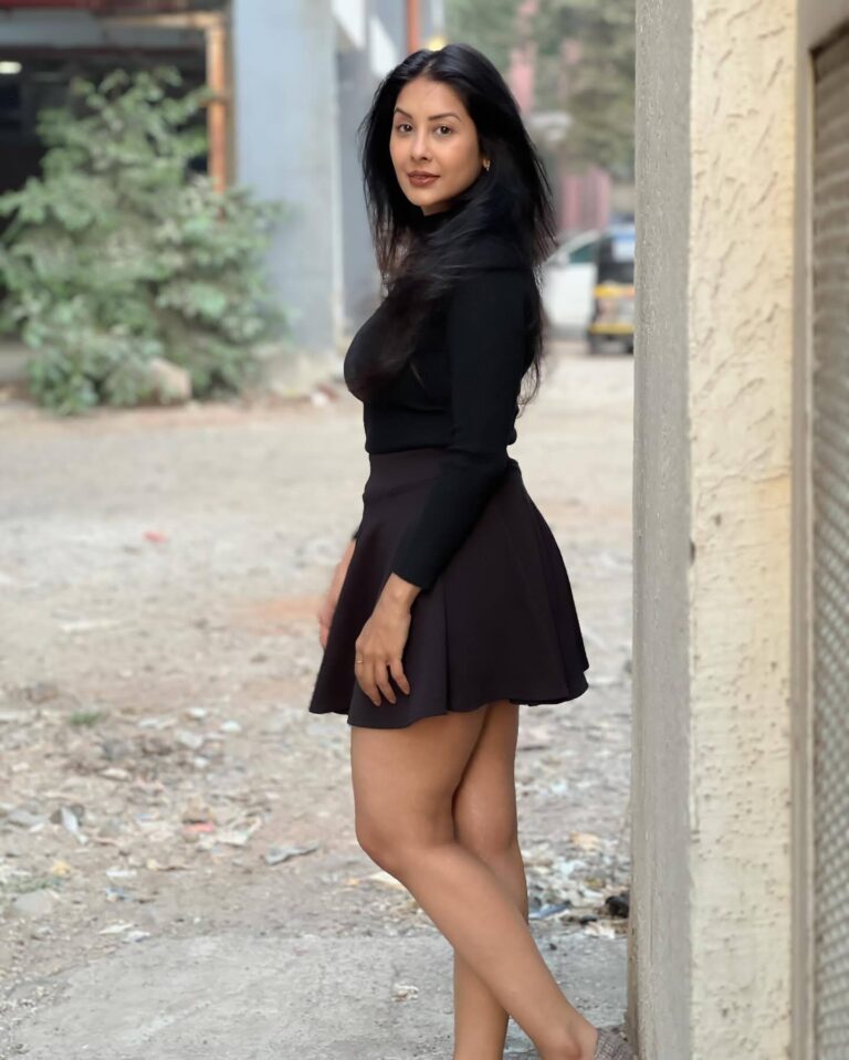 Simran Khanna - Crime Patrol Actress