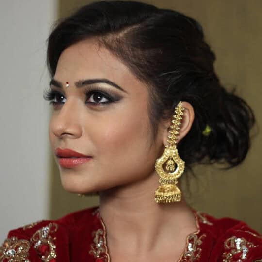Sanya Bansal, Crime Patrol actress, wearing traditional attire and jewelry.